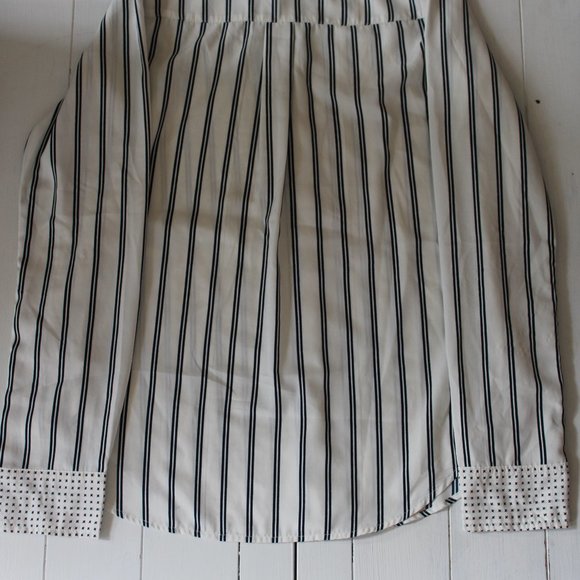 White Striped Button Down Shirt / Blouse With Bow, Abercrombie & Fitch - Picture 9 of 9
